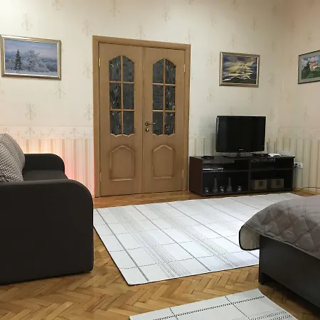 아파트 Large In The Center *