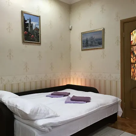 Large In The Center *